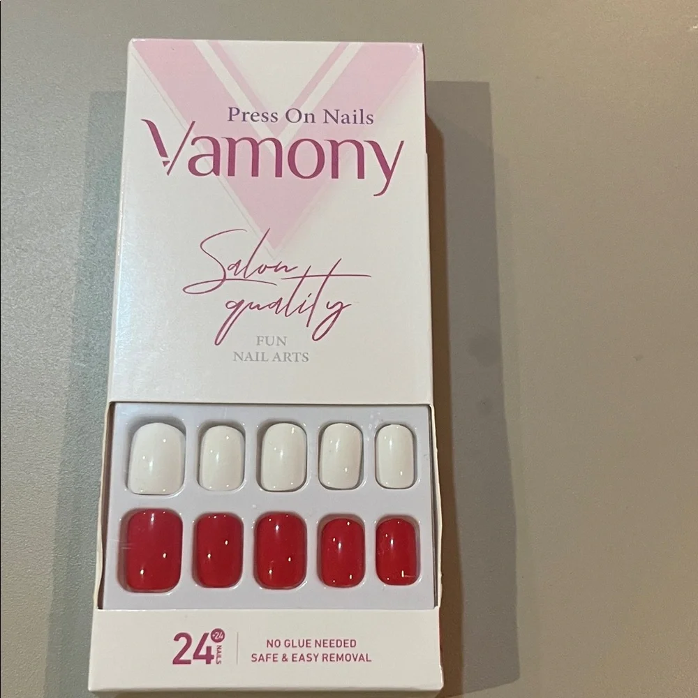 Vamony Red and White Press On Nails DYI NEW - Picture 1 of 4